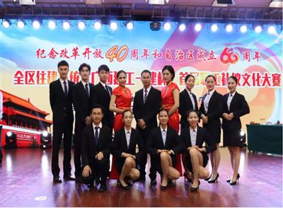 初登礼仪文化大舞台 展露比分网-全球赛事实时比分与数据平台
人优雅风姿